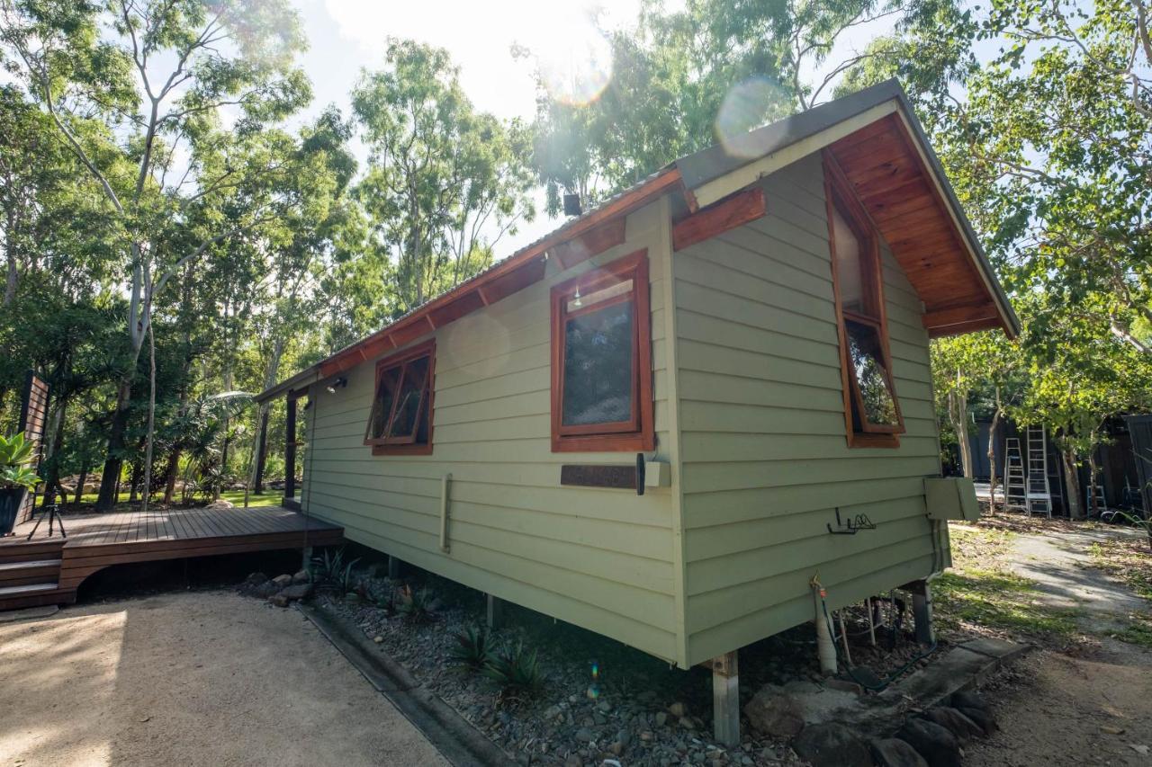 Airlie Beach Eco Cabins - Adults Only Екстер'єр фото
