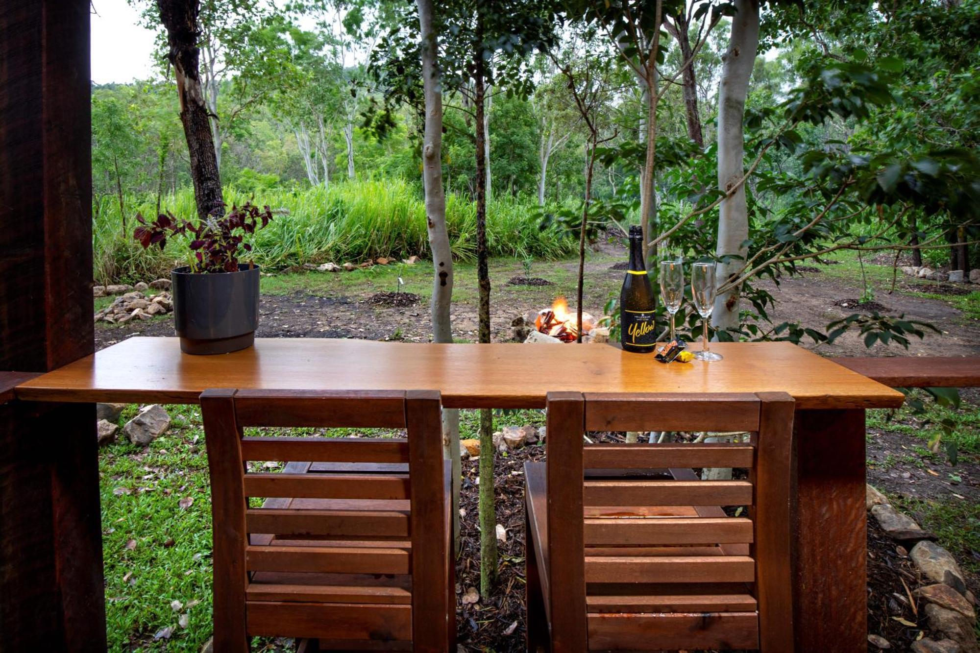 Airlie Beach Eco Cabins - Adults Only Екстер'єр фото