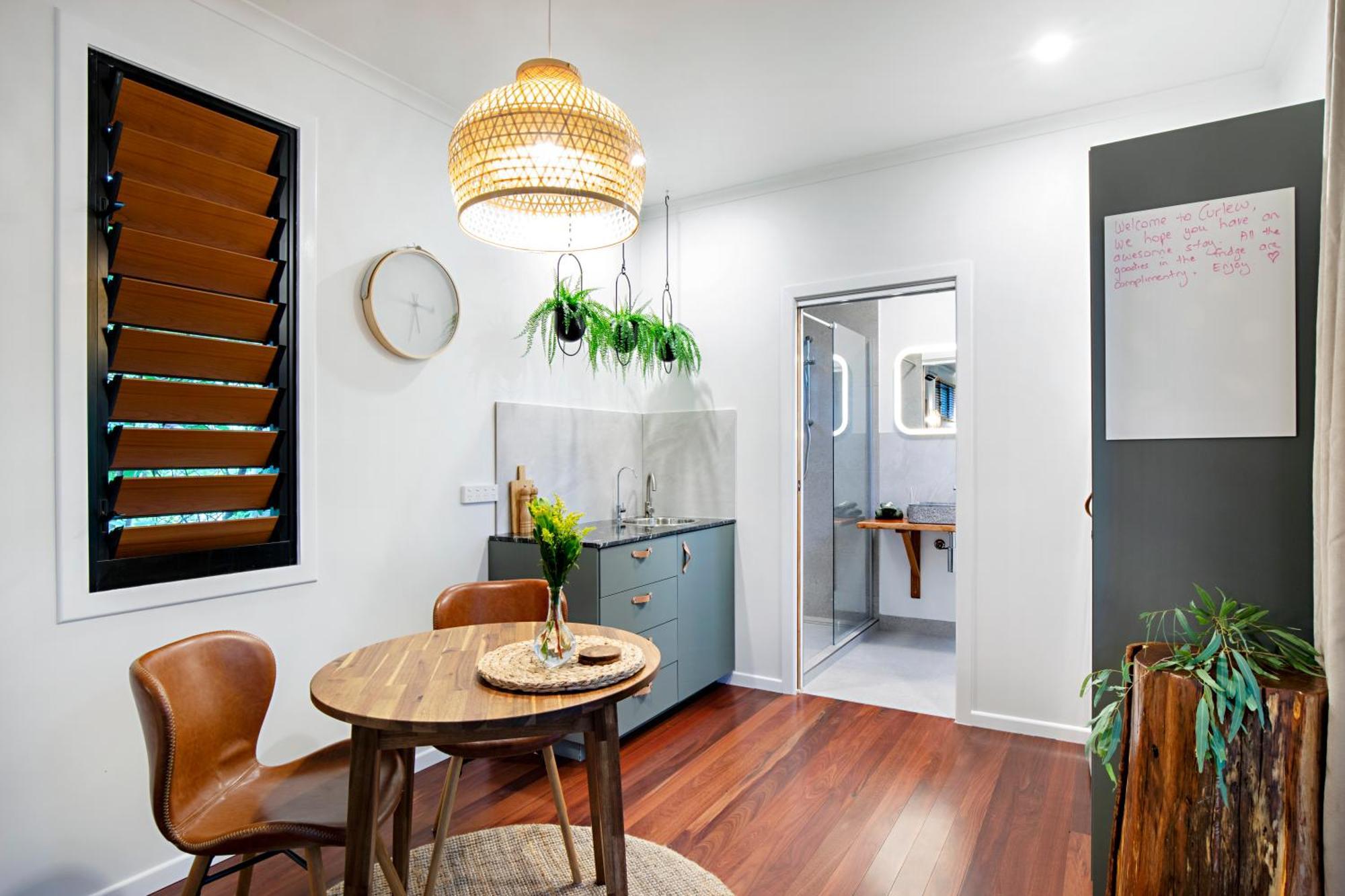 Airlie Beach Eco Cabins - Adults Only Екстер'єр фото